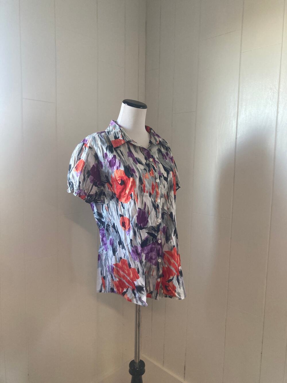 Tommy Hilfiger Grey, Purple, & Red Splashy Print Buttondown, Size XL
